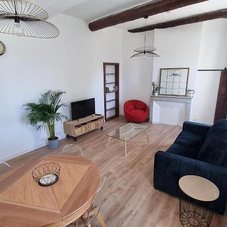 En Plein Coeur De Pelissanne - 55 M2 Renoves - Avec Parking Leilighet Eksteriør bilde